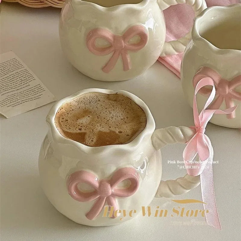 Tasse à café en céramique avec nœud rose irrégulier, tasse en Relief faite à la main, tasse à café pour la maison, tasse à lait pour petit déjeuner, cadeau d'anniversaire, nouveau