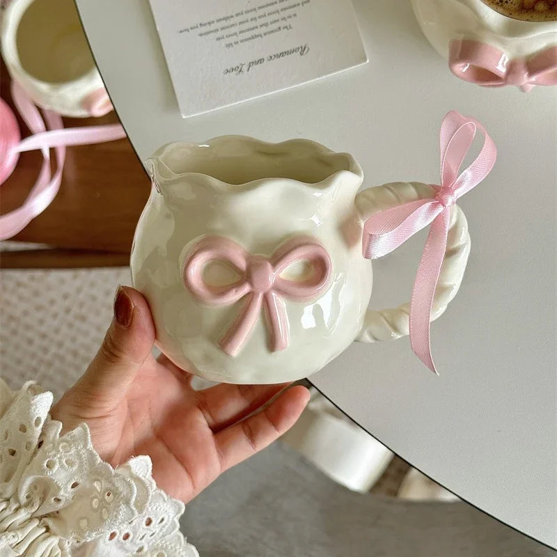 Tasse à café en céramique avec nœud rose irrégulier, tasse en Relief faite à la main, tasse à café pour la maison, tasse à lait pour petit déjeuner, cadeau d'anniversaire, nouveau