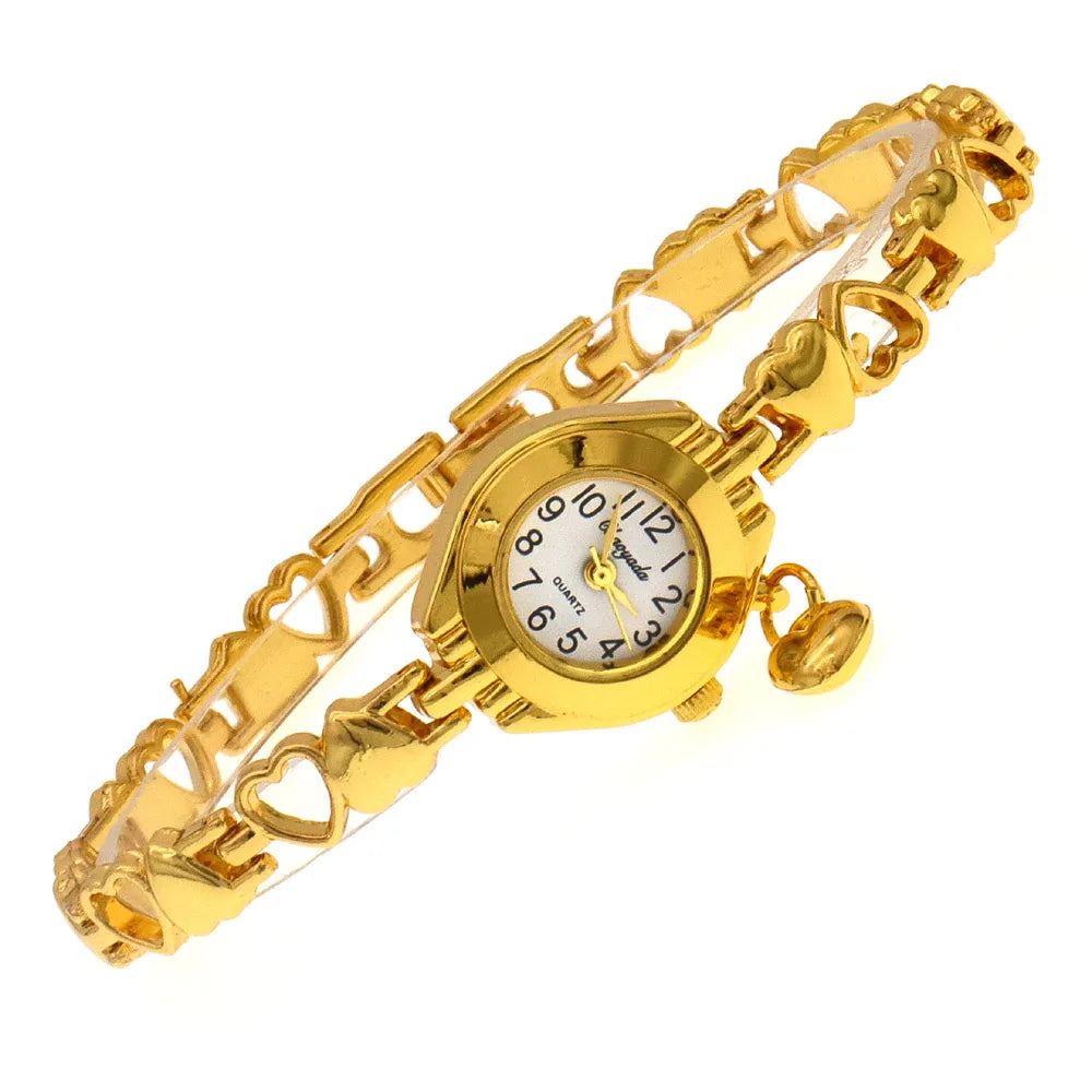 Montre-bracelet à quartz avec pendentif coeur pour femme, petit cadran, mode, mignon, vente en gros, nouveauté