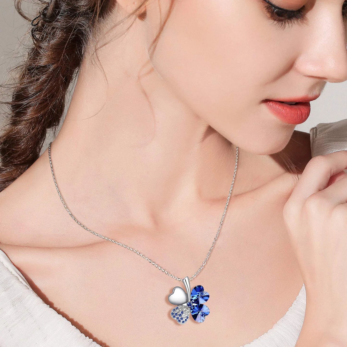 Cristal 4 feuilles trèfle pendentif colliers amant cadeau d'anniversaire qualité mode bijoux livraison directe charme filles mariage