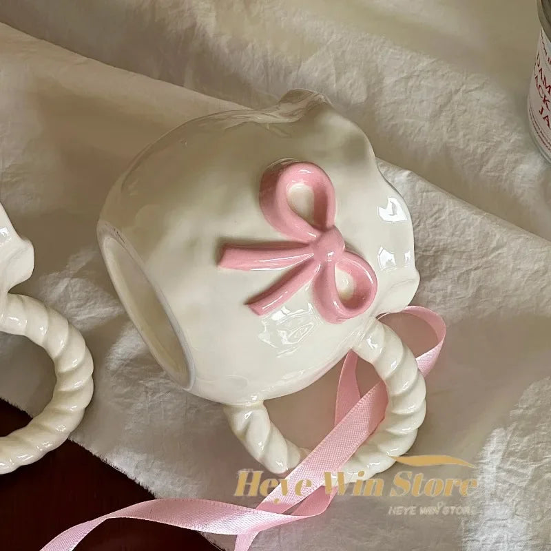 Tasse à café en céramique avec nœud rose irrégulier, tasse en Relief faite à la main, tasse à café pour la maison, tasse à lait pour petit déjeuner, cadeau d'anniversaire, nouveau