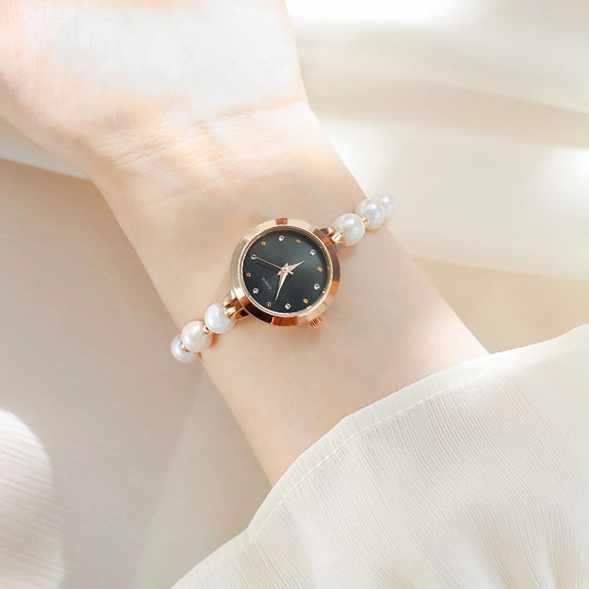 LUCKY FOX nouveau Style minimaliste Bracelet de perles femmes montre à Quartz à la mode petit disque conception lumière luxe bijoux femmes montre