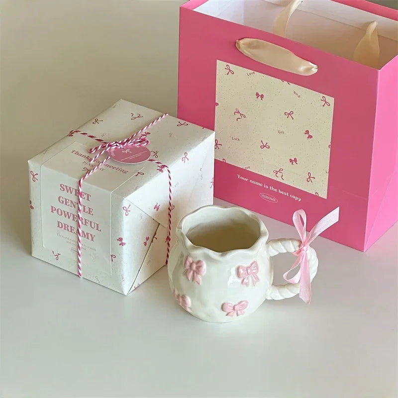 Tasse à café en céramique avec nœud rose irrégulier, tasse en Relief faite à la main, tasse à café pour la maison, tasse à lait pour petit déjeuner, cadeau d'anniversaire, nouveau