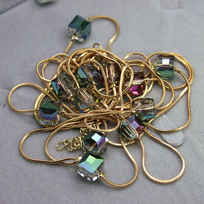 Nouveaux accessoires de bijoux en cristal de mode européenne, collier Long de perles de cristal autrichien, colliers et pendentifs en chaîne de pull pour femmes