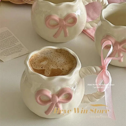 Tasse à café en céramique avec nœud rose irrégulier, tasse en Relief faite à la main, tasse à café pour la maison, tasse à lait pour petit déjeuner, cadeau d'anniversaire, nouveau