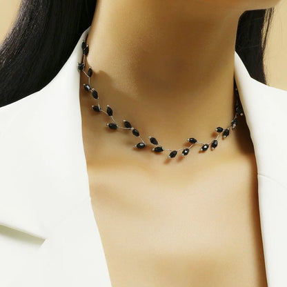 Collier en cristal de Style coréen, Simple et polyvalent, chaîne de clavicule de Style court en cristal noir, accessoires élégants, bijoux