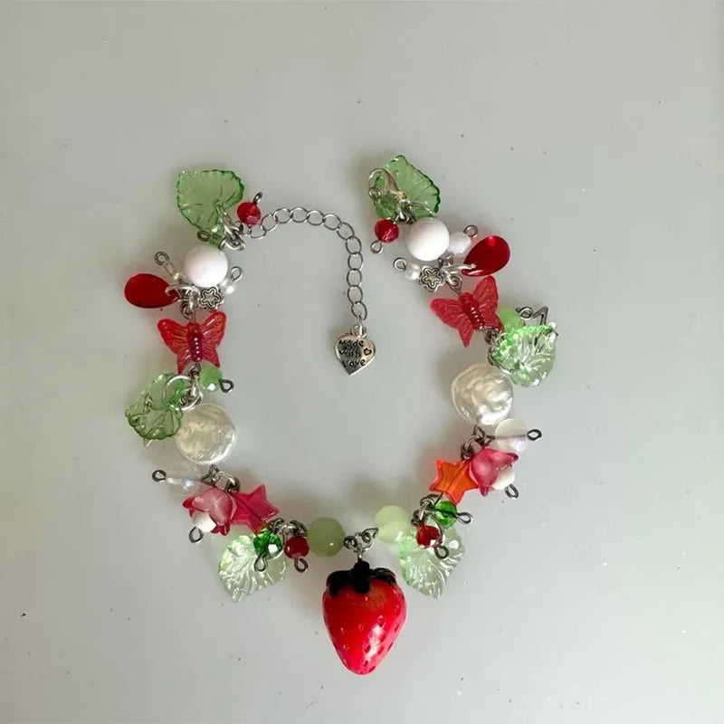 Bracelet à breloques en perles de fraises y2k, cadeau fait à la main
