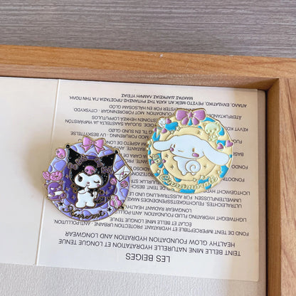 Sanrio broches Badges broche Hello Kitty Kuromi cannelle dessin animé épinglettes en métal pour étudiant sac à dos bijoux accessoires cadeau - Bloopop