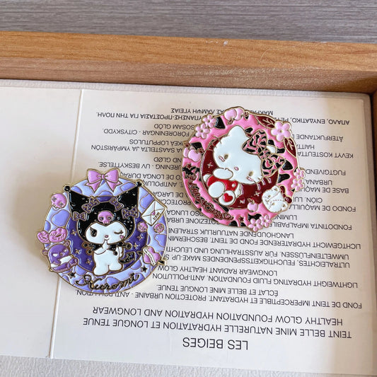 Sanrio broches Badges broche Hello Kitty Kuromi cannelle dessin animé épinglettes en métal pour étudiant sac à dos bijoux accessoires cadeau - Bloopop
