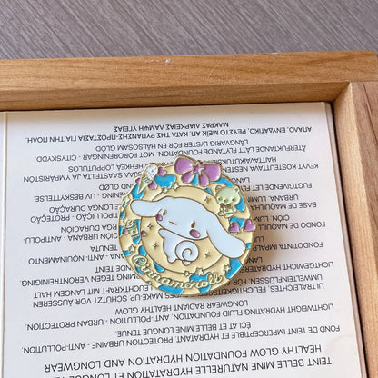 Sanrio broches Badges broche Hello Kitty Kuromi cannelle dessin animé épinglettes en métal pour étudiant sac à dos bijoux accessoires cadeau - Bloopop